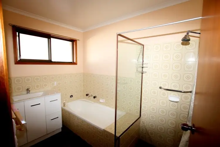 Seventh view of Homely house listing, 4 Vivian Cock Street, Berri SA 5343