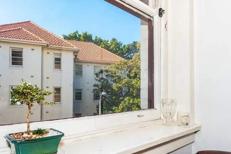 Fifth view of Homely studio listing, 5/39 Roslyn Street, Elizabeth Bay NSW 2011