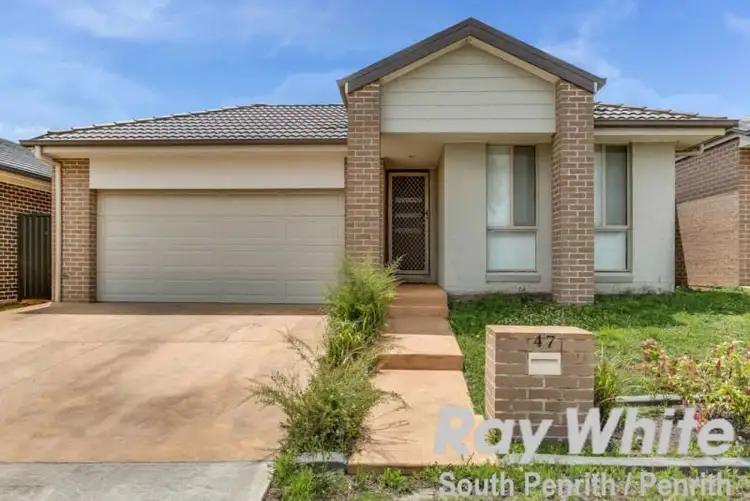 47 Greenwood Parkway, Jordan Springs NSW 2747