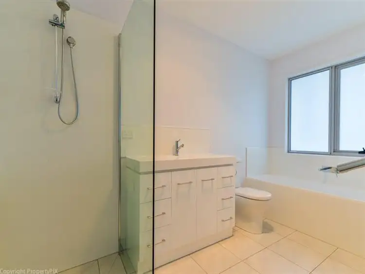 Sixth view of Homely townhouse listing, 2/52 Malunna Road, Lindisfarne TAS 7015