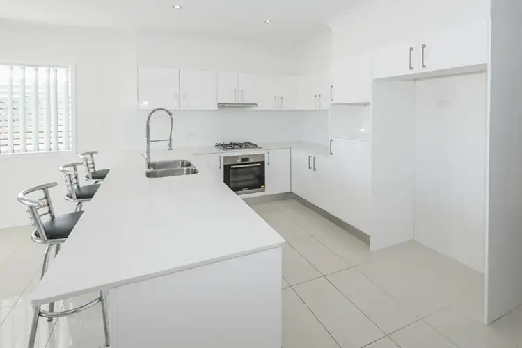 Third view of Homely apartment listing, 5/88 Kent Street, Hamilton QLD 4007