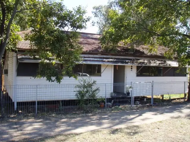 77 Parry Street, Charleville QLD 4470