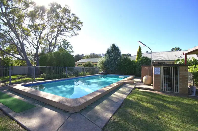 Main view of Homely unit listing, 10/39-41 Old Bar Road, Old Bar NSW 2430