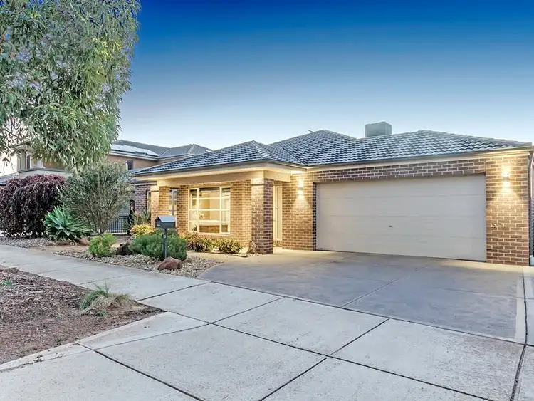 Second view of Homely house listing, 10 Soaring Road, Tarneit VIC 3029