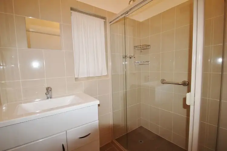 Seventh view of Homely house listing, 4 Stanley Place, Clare SA 5453