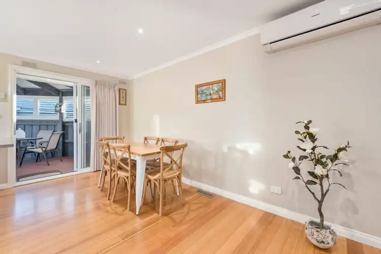 Fifth view of Homely unit listing, 14 PICCADILLY Court, Kilsyth VIC 3137