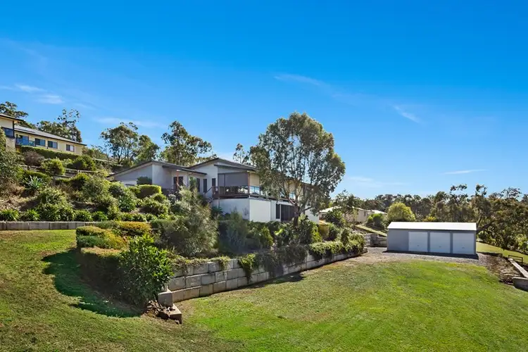 16 Fawngrove Drive, Glenvale QLD 4350