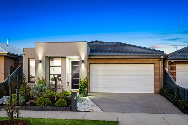 13 Feast Way, Tarneit VIC 3029
