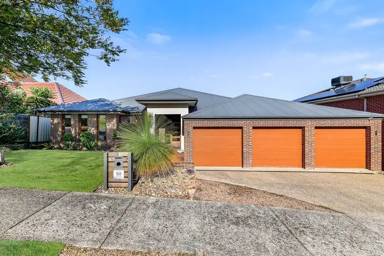 50 Hillgrove Crescent, Berwick VIC 3806