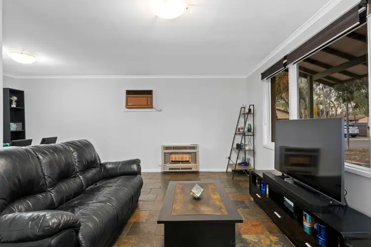 Fifth view of Homely house listing, 2 Moyes Court, Para Hills West SA 5096