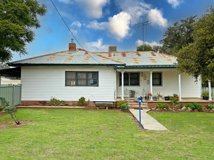 27 Grenfell Street, Forbes NSW 2871