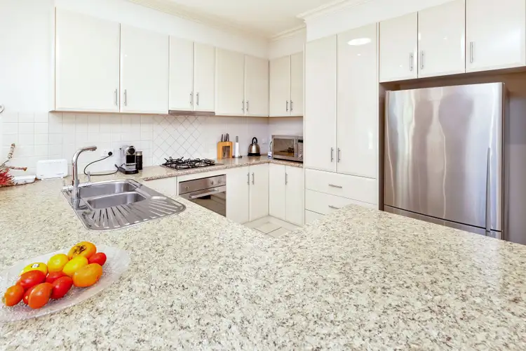 Fifth view of Homely house listing, 527 Walnut Avenue, Mildura VIC 3500