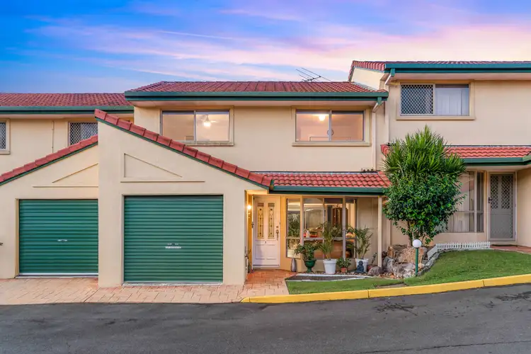 Main view of Homely townhouse listing, 2/2788 Logan Road, Underwood QLD 4119