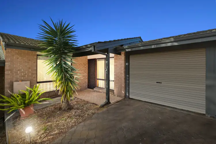 16/2A Karu Crescent, Mitchell Park SA 5043