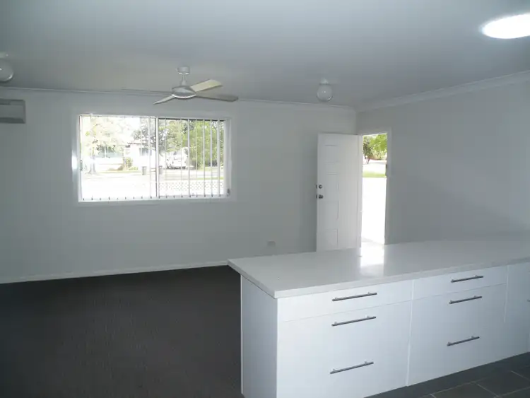 Fifth view of Homely unit listing, 2/9 Phillip Street, Quirindi NSW 2343