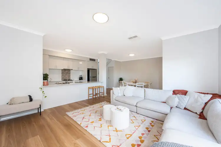 Seventh view of Homely townhouse listing, 4/2 Louvre Way, Baldivis WA 6171