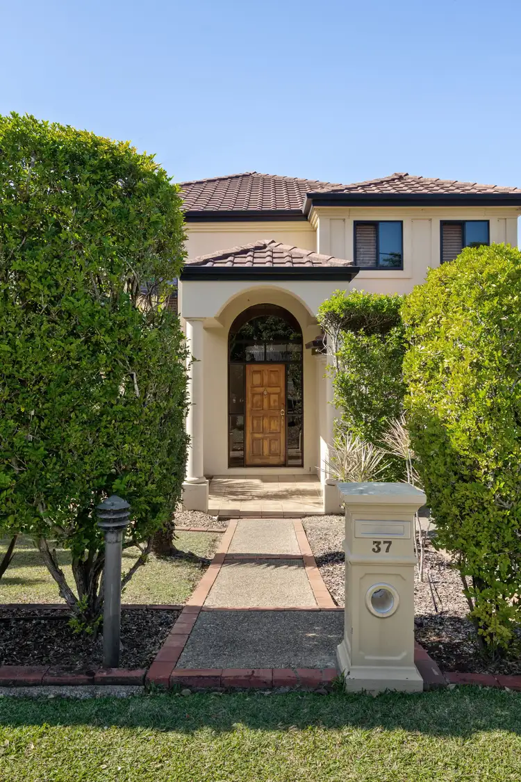 37 Charlton Street, Ascot QLD 4007