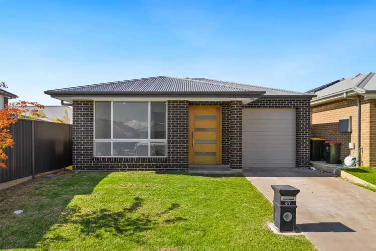 37 Waterglass Street, Spring Farm NSW 2570