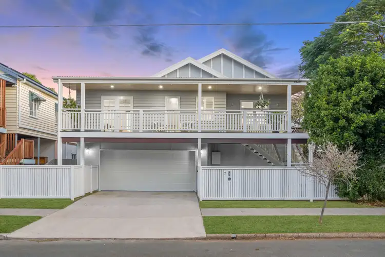 7 Steven Street, Redcliffe QLD 4020