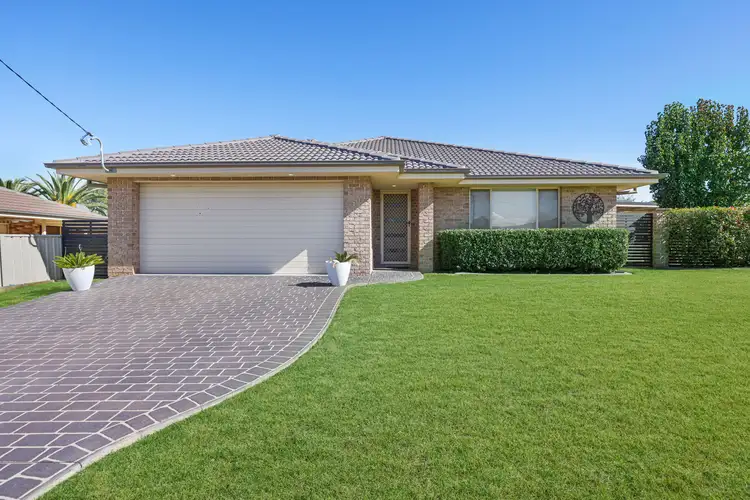 36 Wagonia Drive, Kootingal NSW 2352
