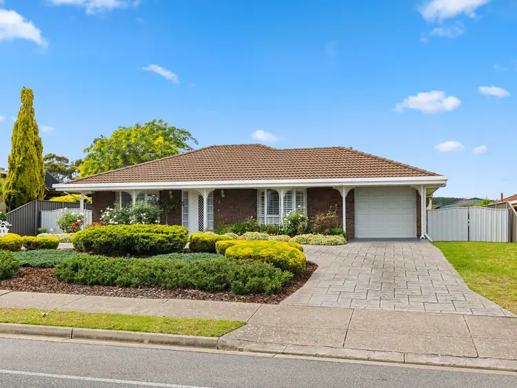26 Equestrian Drive, Woodcroft SA 5162