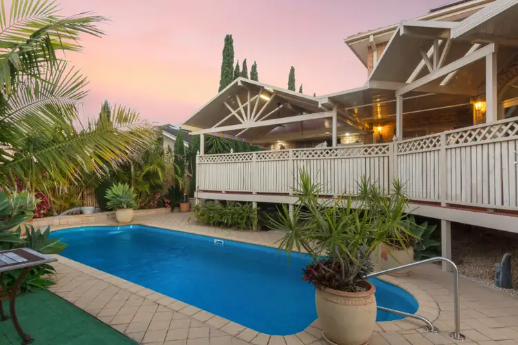 14 Mundoonen Crescent, Horsley NSW 2530