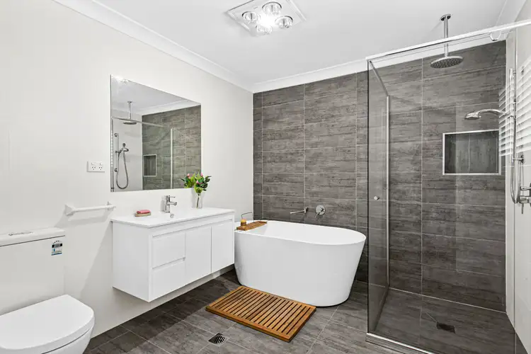 Sixth view of Homely house listing, 18 Elizabeth Circuit, Flinders NSW 2529