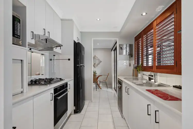 Fourth view of Homely house listing, 2 Clover Place, Macquarie Fields NSW 2564