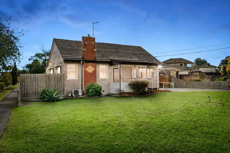 10 Aonach Street, Clayton South VIC 3169