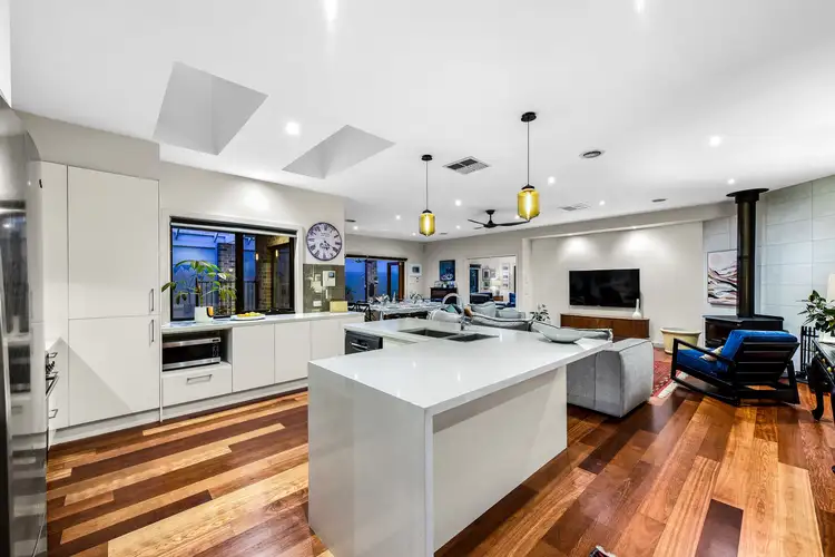 Fourth view of Homely house listing, 28 Marsh Grove, Berwick VIC 3806