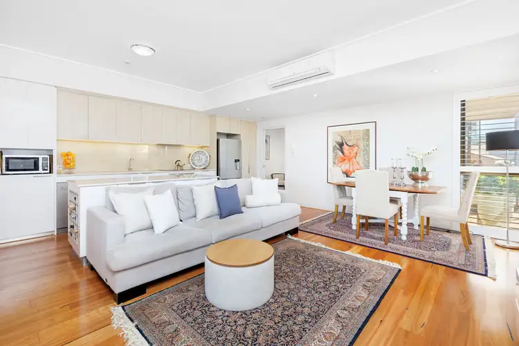 9/1 Freshwater Parade, Claremont WA 6010