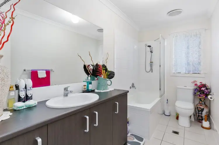 Fourth view of Homely house listing, 5 Taneille Court, Gracemere QLD 4702