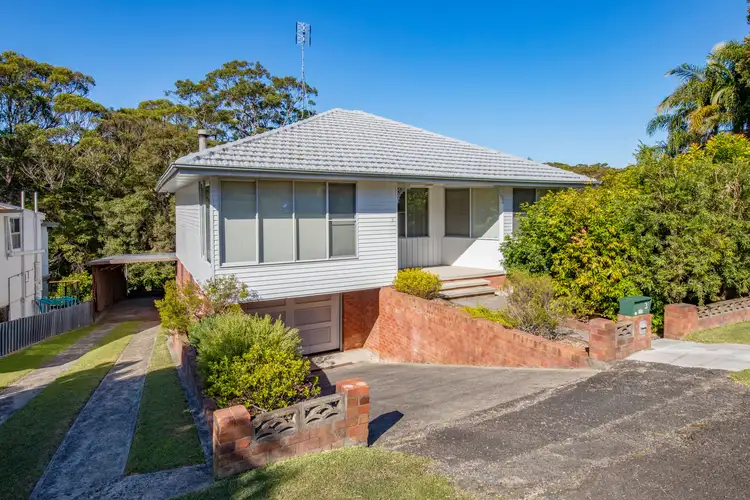 3 Beath Crescent, Kahibah NSW 2290
