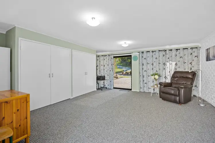 Fifth view of Homely house listing, 8 Rae Court, Mount Warren Park QLD 4207