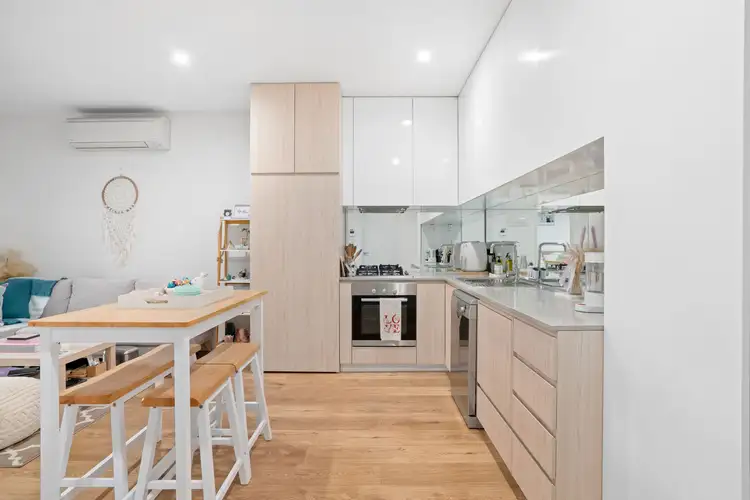 30-40 Copernicus Crescent