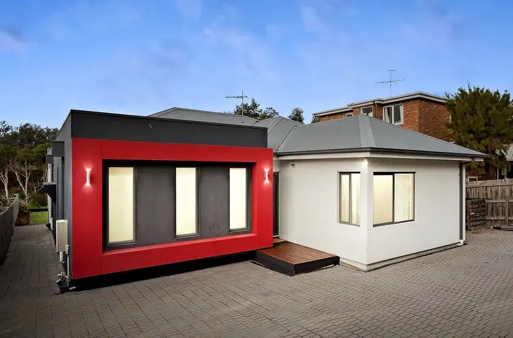 1 Ti-Tree Grove, Seaford VIC 3198