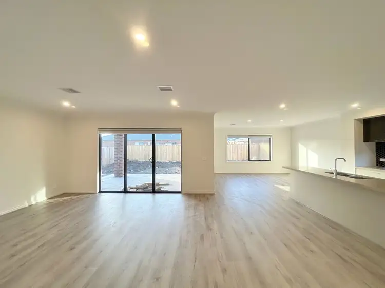Fifth view of Homely house listing, 3 Grape Way, Wollert VIC 3750