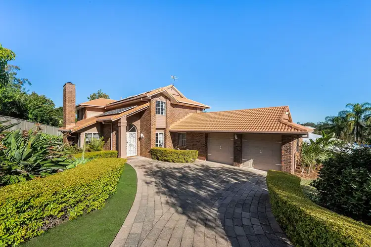 3 Garnet Court, Kenmore QLD 4069