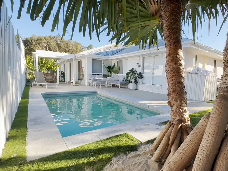 82 Harrier Drive, Burleigh Waters QLD 4220
