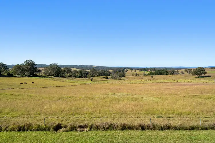 164 Byers Road, Crows Nest QLD 4355