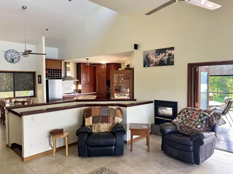 Sixth view of Homely house listing, 2 Spry Close, Barrine QLD 4872