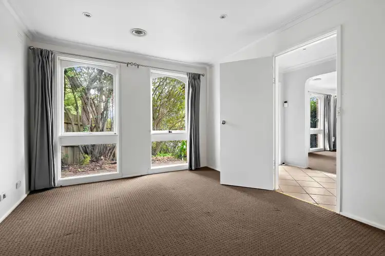 Sixth view of Homely house listing, 8 Dunraven Court, Frankston VIC 3199