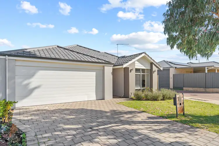 21 Irasburg Parade, Wellard WA 6170