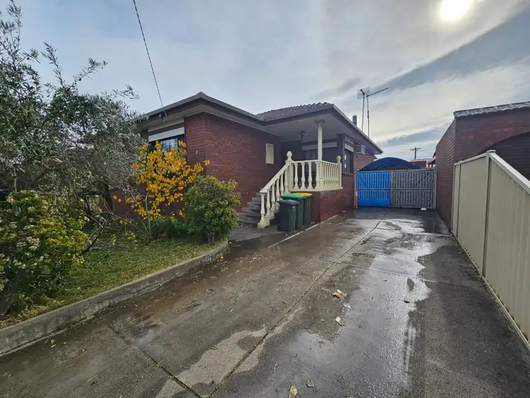 Main view of Homely house listing, 11 Lincoln Drive, Thomastown VIC 3074