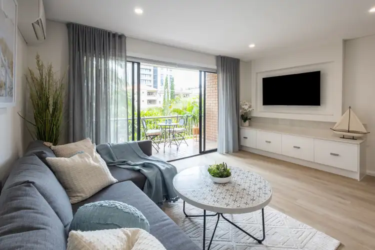 Third view of Homely unit listing, 6/22 Britannia Avenue, Broadbeach QLD 4218