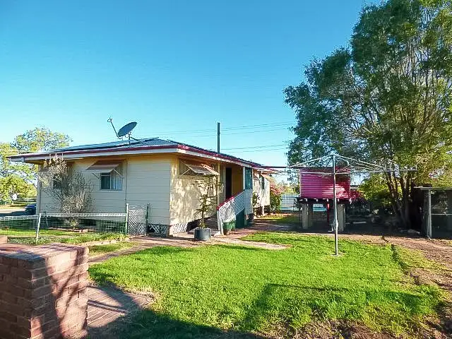 Second view of Homely house listing, 9 South Street, Roma QLD 4455