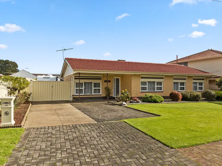 63 Kentwood Road, Morphett Vale SA 5162