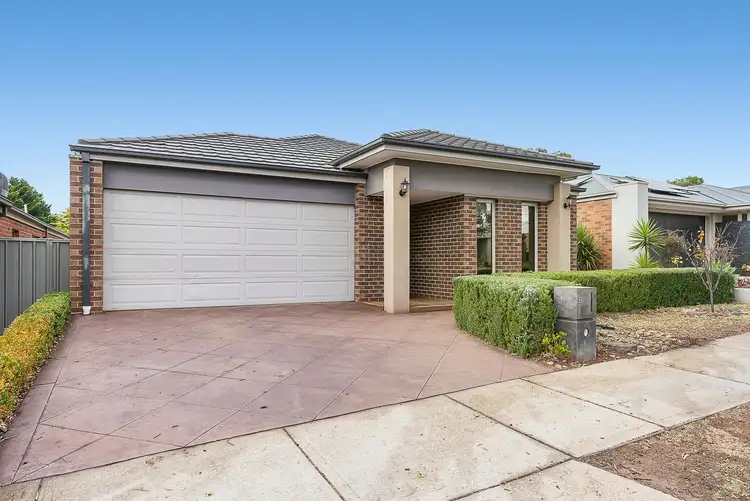 Second view of Homely house listing, 5 Stonehill Drive, Maddingley VIC 3340
