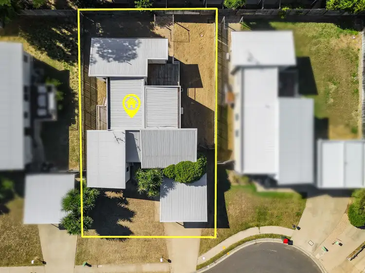 Second view of Homely house listing, 5 Lilly Close, Emerald QLD 4720