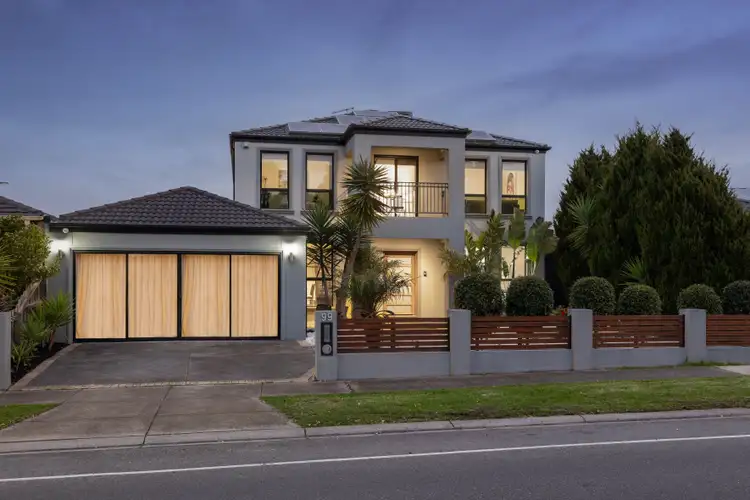 99 Hayfield Road, Roxburgh Park VIC 3064